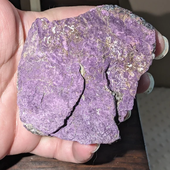 Gorgeous Purpurite Stone - Picture 3 of 3